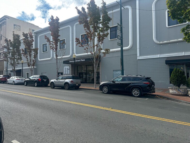 301 Georgia St, Vallejo, CA à louer - Photo de l’immeuble – Image 2 sur 15