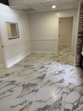 5327 Commercial Way, Spring Hill, FL à louer Photo intérieure– Image 2 sur 9
