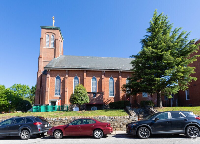 3700 Roland Ave, Baltimore, MD à vendre - Photo de l’immeuble – Image 3 sur 4
