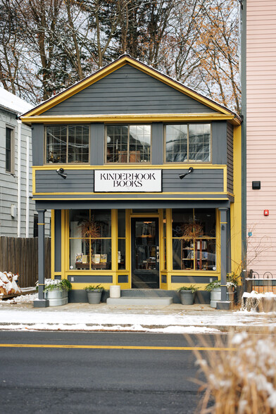 10 Broad St, Kinderhook, NY à vendre - Photo de l’immeuble – Image 1 sur 19