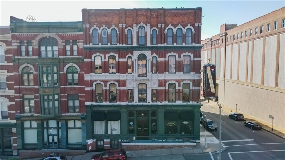 224 N 4th St, Saint Joseph, MO à louer - Photo de l’immeuble – Image 2 sur 9