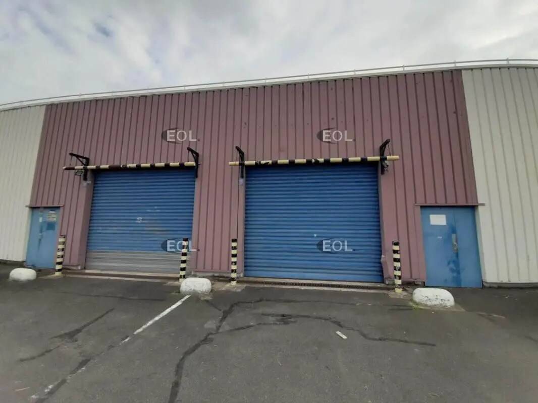 Local d’activités dans Orly à louer Photo de l’immeuble– Image 1 sur 6