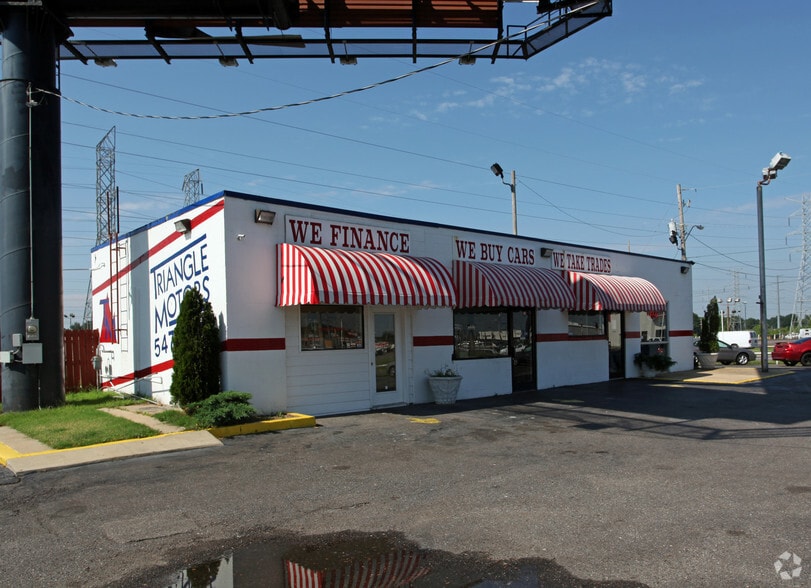 2600 S Mendenhall Rd, Memphis, TN à louer - Photo principale – Image 1 sur 6
