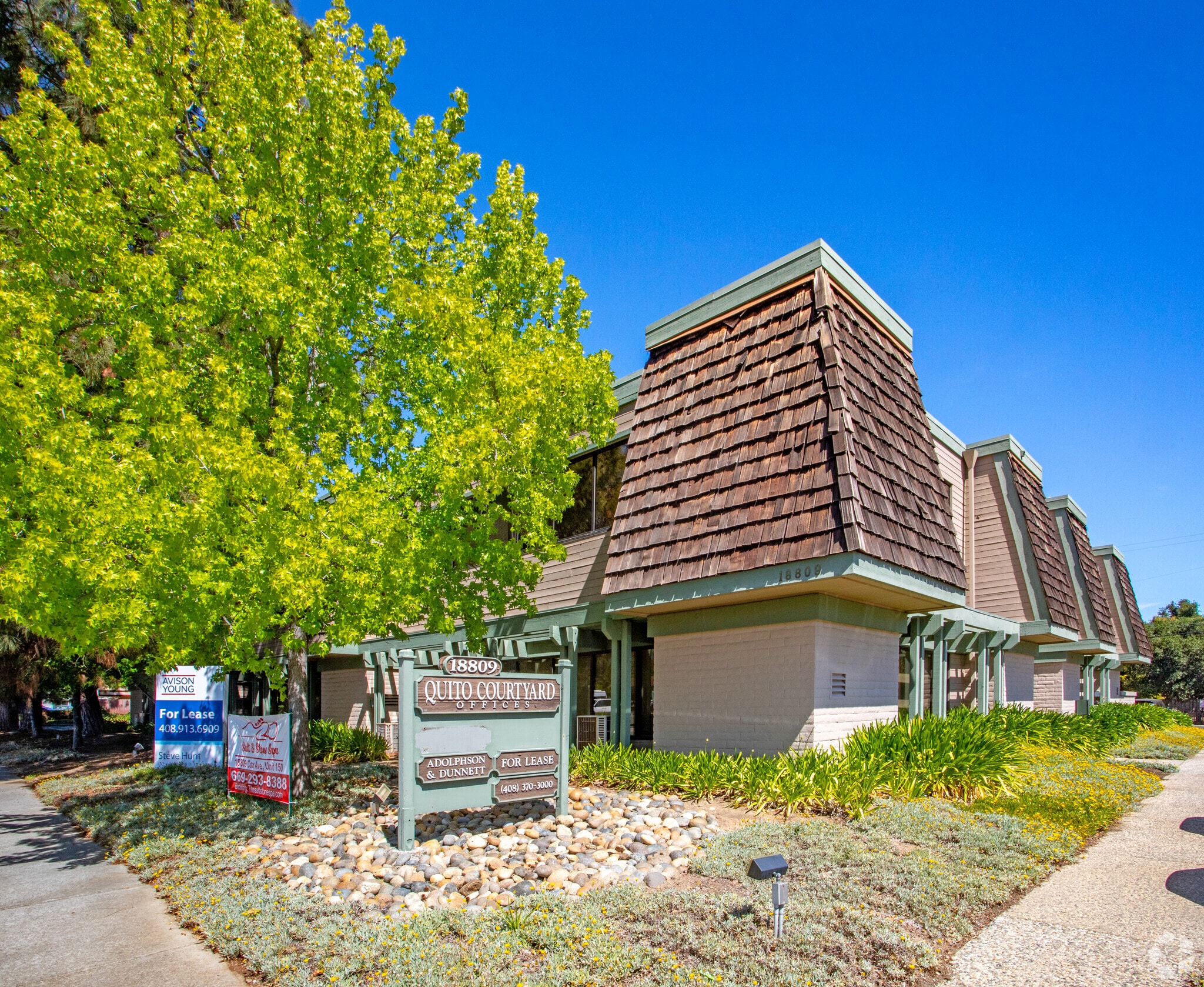 18809 Cox Ave, Saratoga, CA à louer Photo principale– Image 1 sur 7