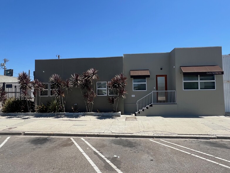 2630-2634 La Cienega Ave, Los Angeles, CA à louer - Photo de l’immeuble – Image 1 sur 18