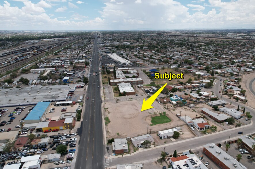 7064 Alameda Ave ave, El Paso, TX à vendre - Photo de l’immeuble – Image 2 sur 4