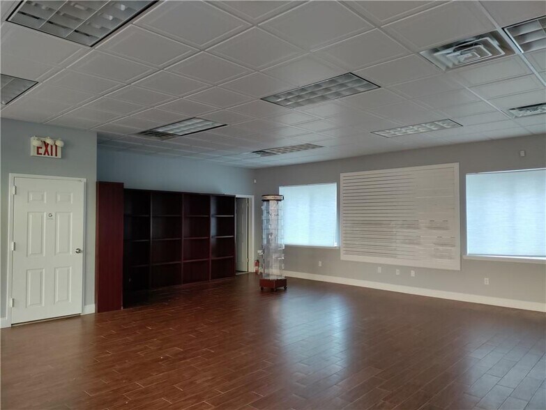 2266 McDonald Ave, Brooklyn, NY à louer - Photo intérieure – Image 3 sur 6