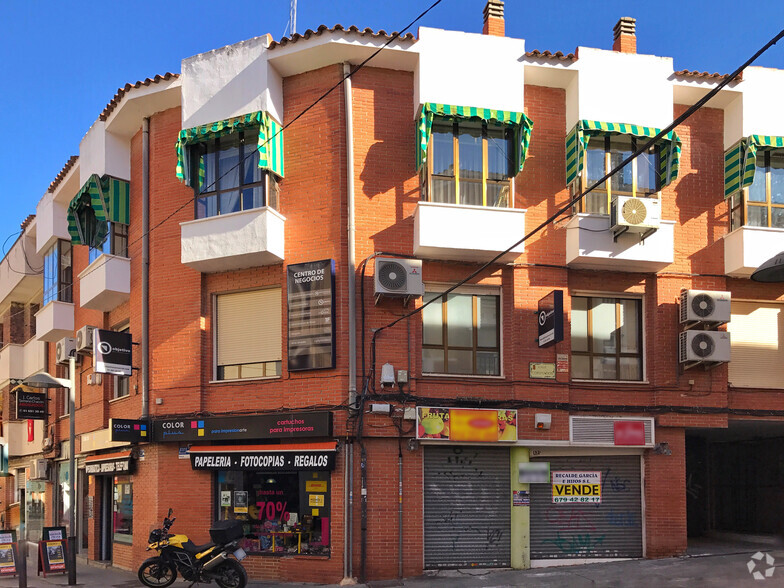Calle Coronados, 10, Pinto, Madrid à vendre - Photo de l’immeuble – Image 2 sur 2