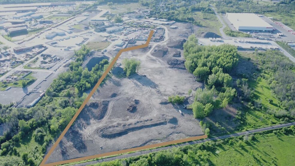 1548 Montée Masson, Laval, QC à louer - Vidéo sur l’annonce professionnelle – Image 2 sur 2