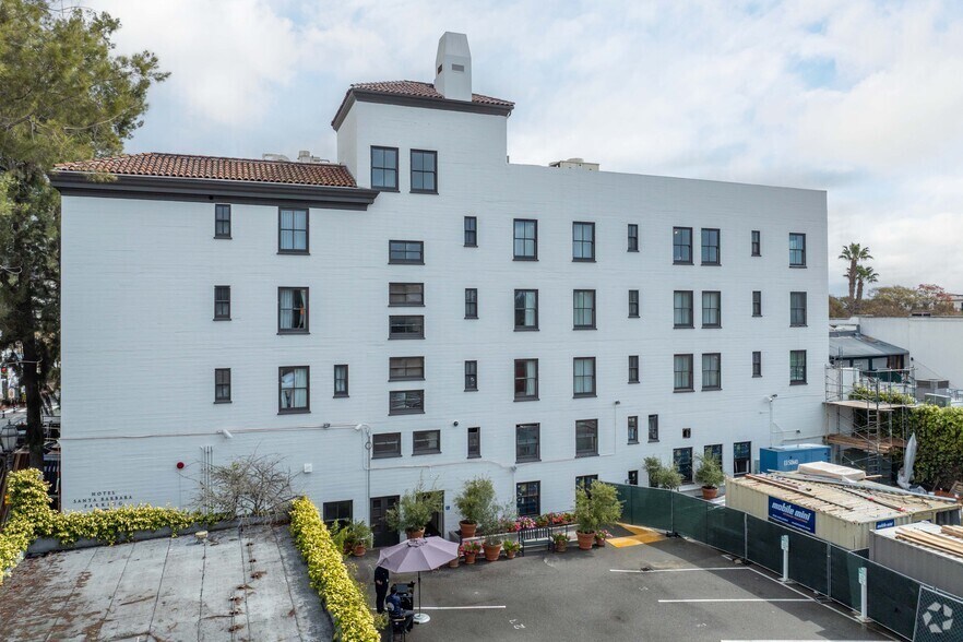 527-537 State St, Santa Barbara, CA à louer - Photo de l’immeuble – Image 2 sur 8