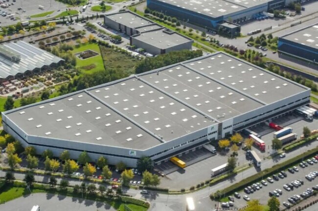 Plus de détails pour Industriel/Logistique à louer