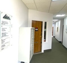 2175 N Academy Cir, Colorado Springs, CO à louer Photo intérieure– Image 1 sur 3