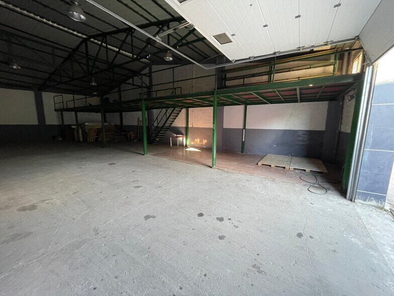 Industriel/Logistique dans Cáceres, Cáceres à vendre - Photo de l’immeuble – Image 3 sur 6
