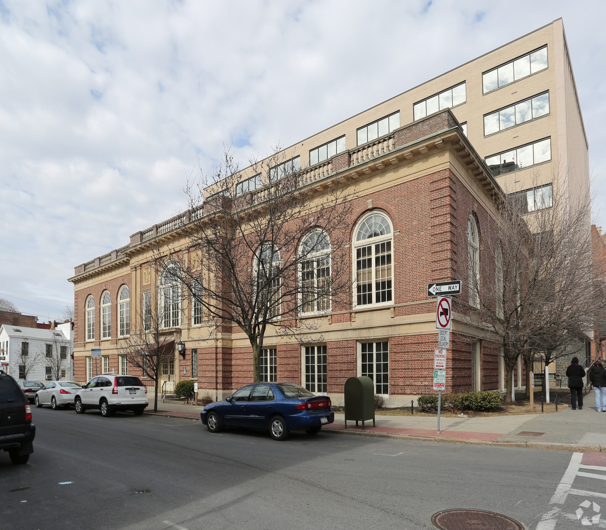 19 Dove St, Albany, NY à louer Photo principale– Image 1 sur 36