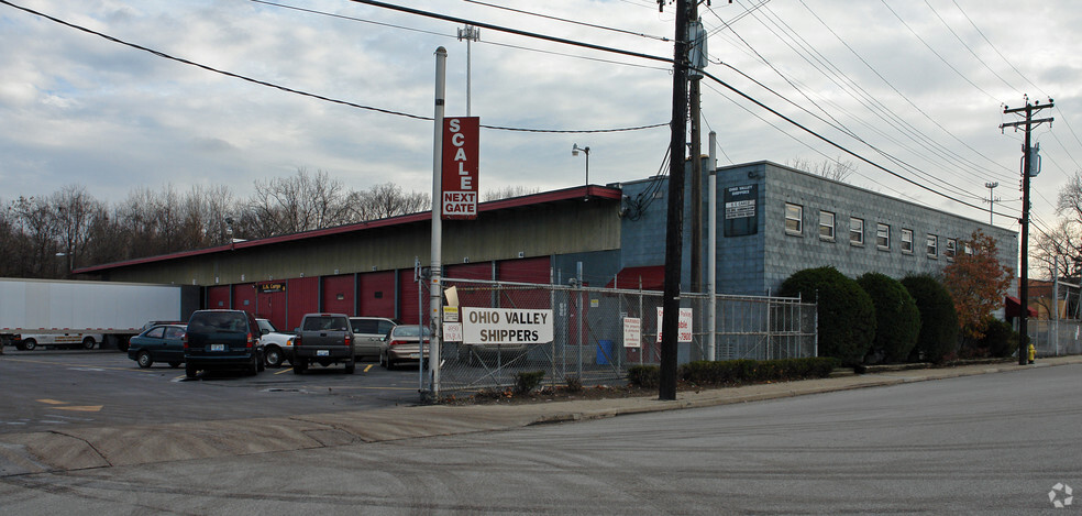 4950 Para Dr, Cincinnati, OH à louer - Photo principale – Image 1 sur 46
