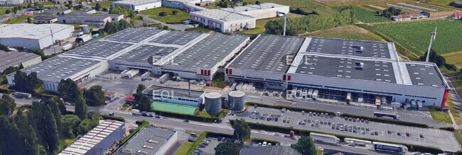 Plus de détails pour Industriel/Logistique à louer