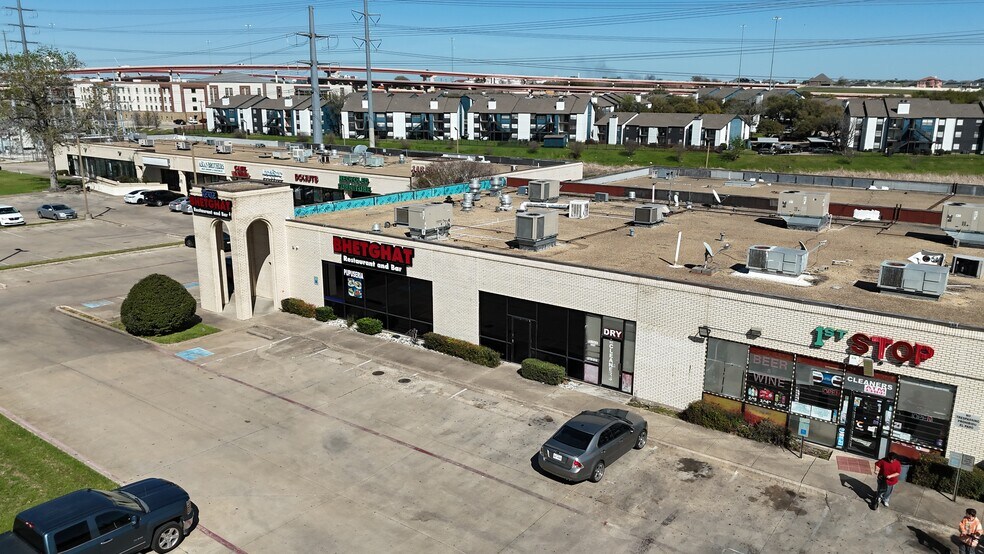 1800 Valley View Ln, Irving, TX à louer - Photo principale – Image 1 sur 6