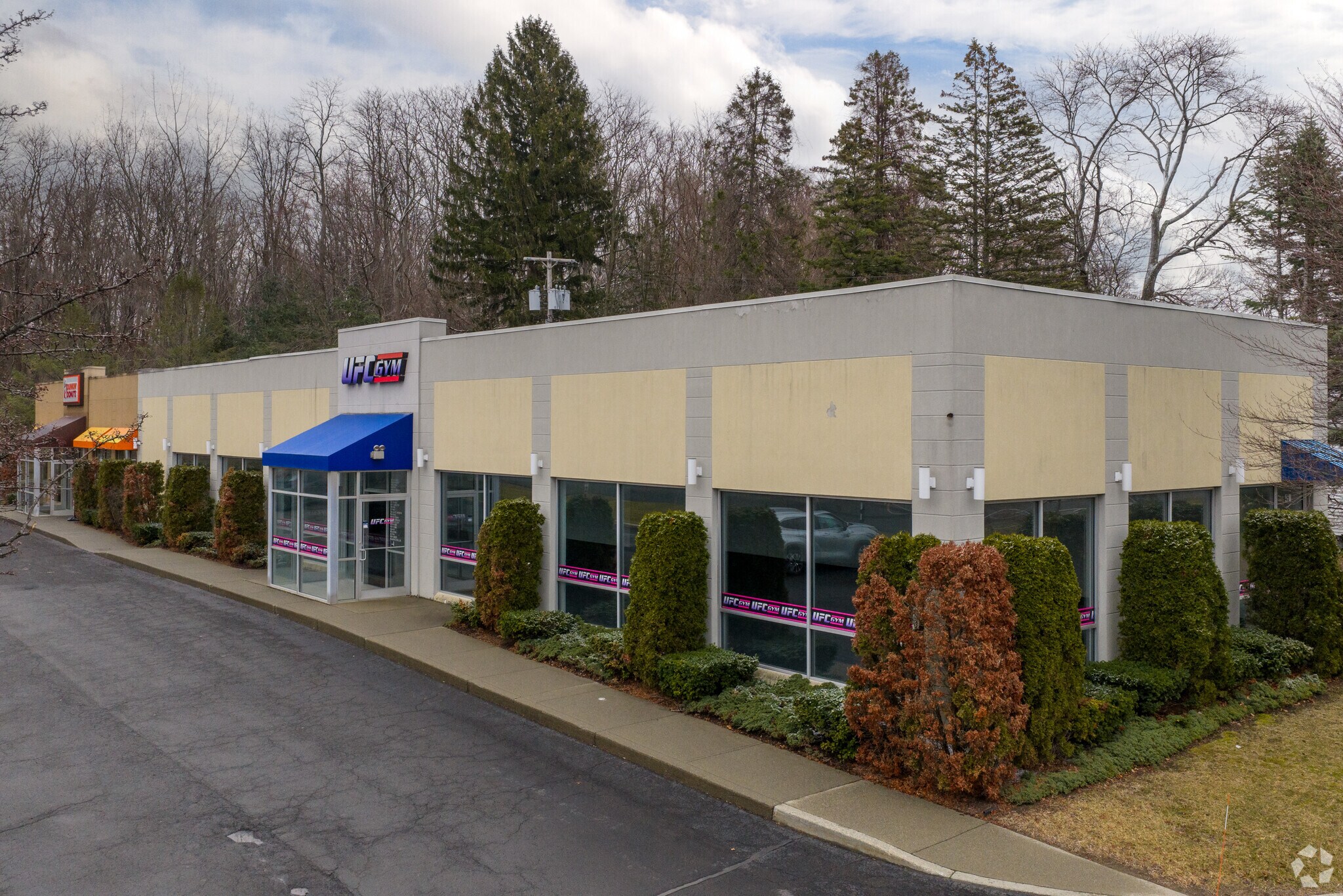 457 Albany Shaker Rd, Albany, NY à louer Photo principale– Image 1 sur 3