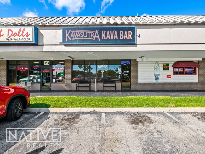 903-999 W Cypress Creek Rd, Fort Lauderdale, FL à louer - Photo de l’immeuble – Image 2 sur 26