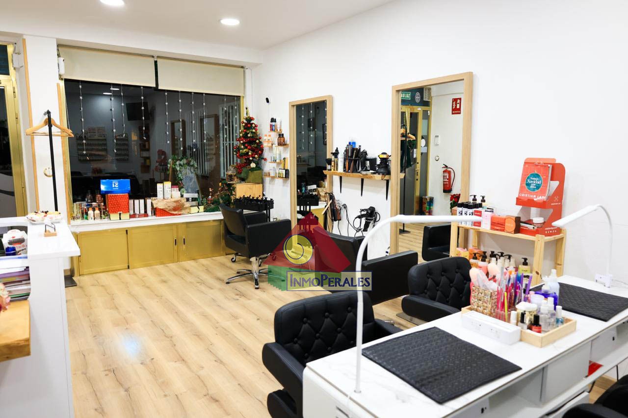 Local commercial dans Leganés, Madrid à louer Photo intérieure– Image 1 sur 7