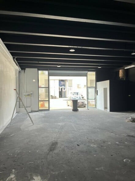 165 Rue Des Cistes, Antibes à louer - Photo intérieure – Image 2 sur 8