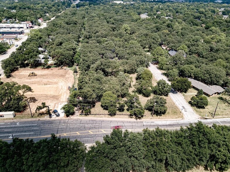 1525 W Randol Mill Rd, Arlington, TX à vendre - Photo de l’immeuble – Image 3 sur 8