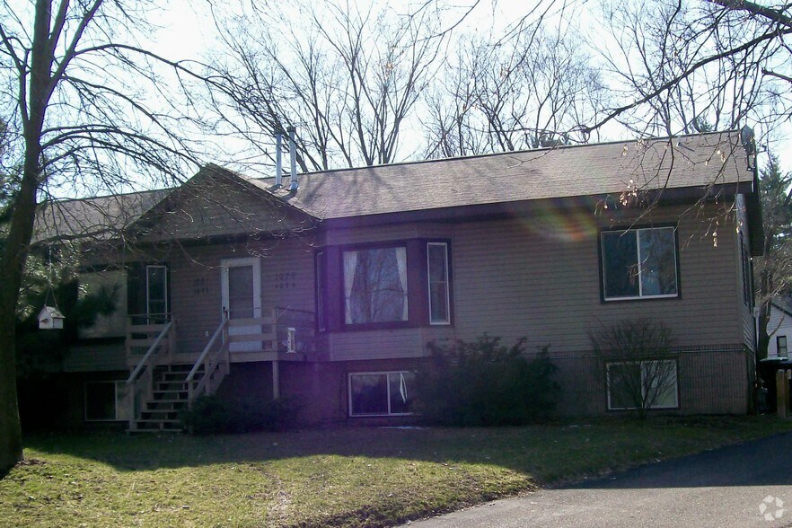 1075-1081 Greystone Ave N, Oakdale, MN à vendre - Photo de l’immeuble – Image 2 sur 10
