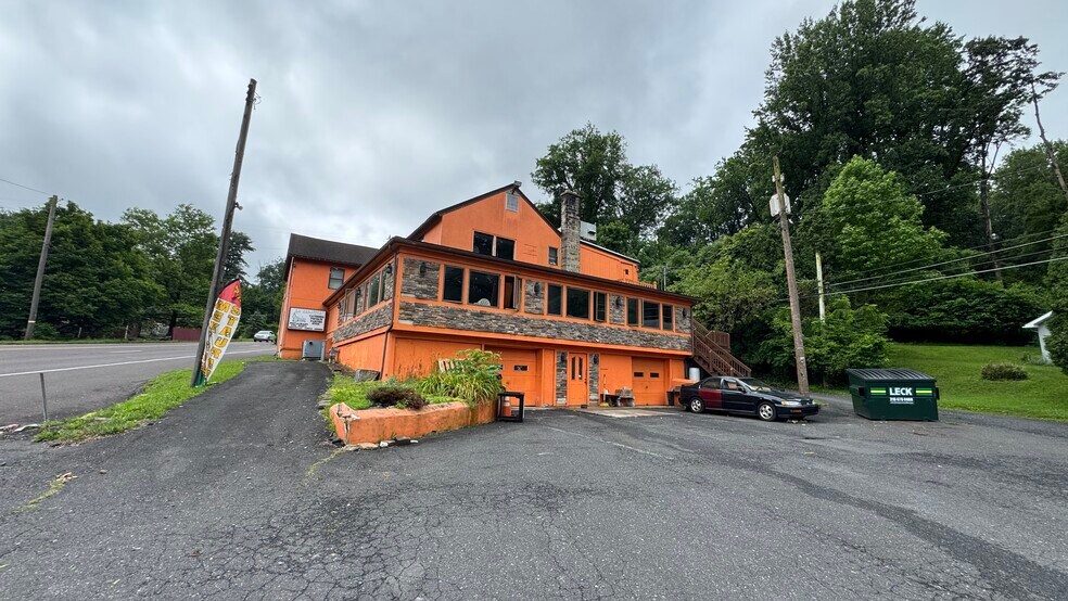 2720 S Pike Ave, Allentown, PA à vendre - Photo de l’immeuble – Image 3 sur 33
