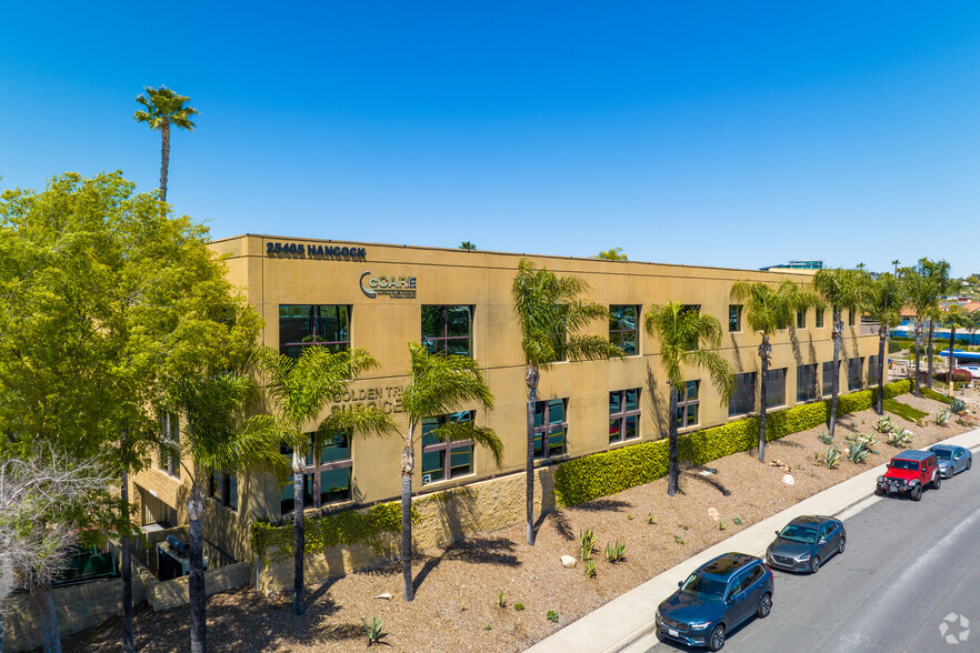 25405 Hancock Ave, Murrieta, CA à louer - Photo de l’immeuble – Image 2 sur 7