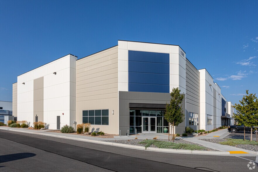1598 S Distribution Dr, Salt Lake City, UT à louer - Photo principale – Image 1 sur 12