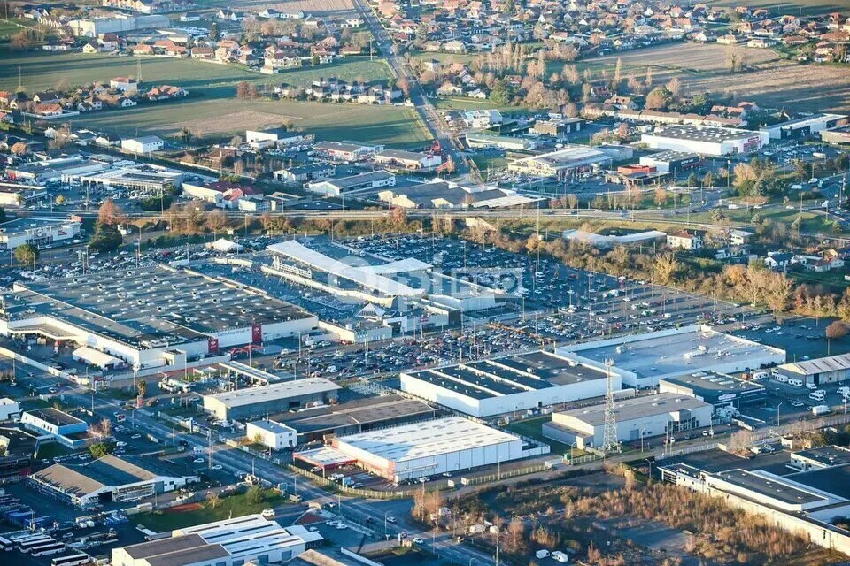 Local commercial dans Lescar à louer Aérien– Image 1 sur 6