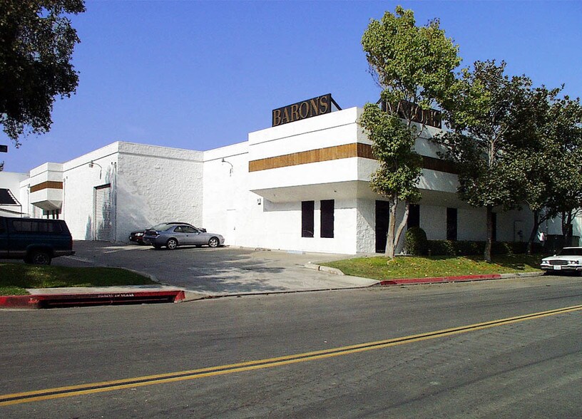 15321 Transistor Ln, Huntington Beach, CA à louer - Photo de l’immeuble – Image 2 sur 3