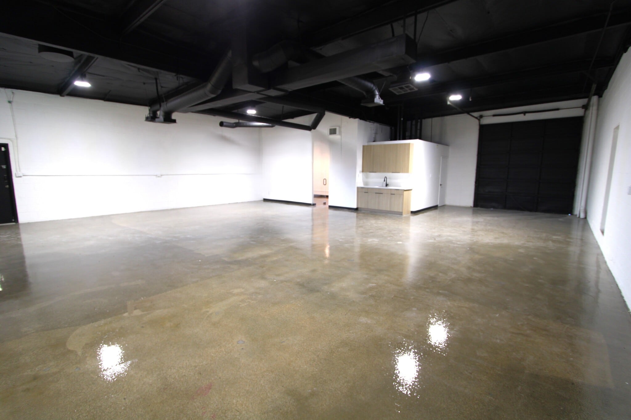 2124-2134 Floyd St, Burbank, CA à louer Photo intérieure– Image 1 sur 5