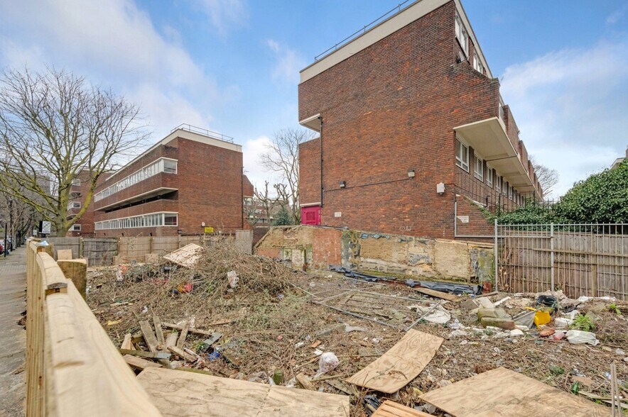 74 Pembroke St, Londres à vendre - Photo de l’immeuble – Image 3 sur 7