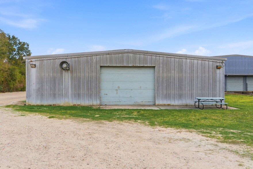 13025 Fadeway ln, Houston, TX à louer - Photo de l’immeuble – Image 3 sur 47