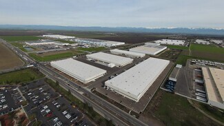 Plus de détails pour 2520-2526 N Plaza Dr, Visalia, CA - Industriel/Logistique à louer