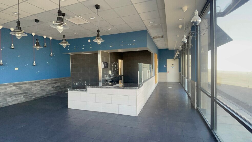 2675-2685 S Eastern Ave, Las Vegas, NV à louer - Photo de l’immeuble – Image 3 sur 14