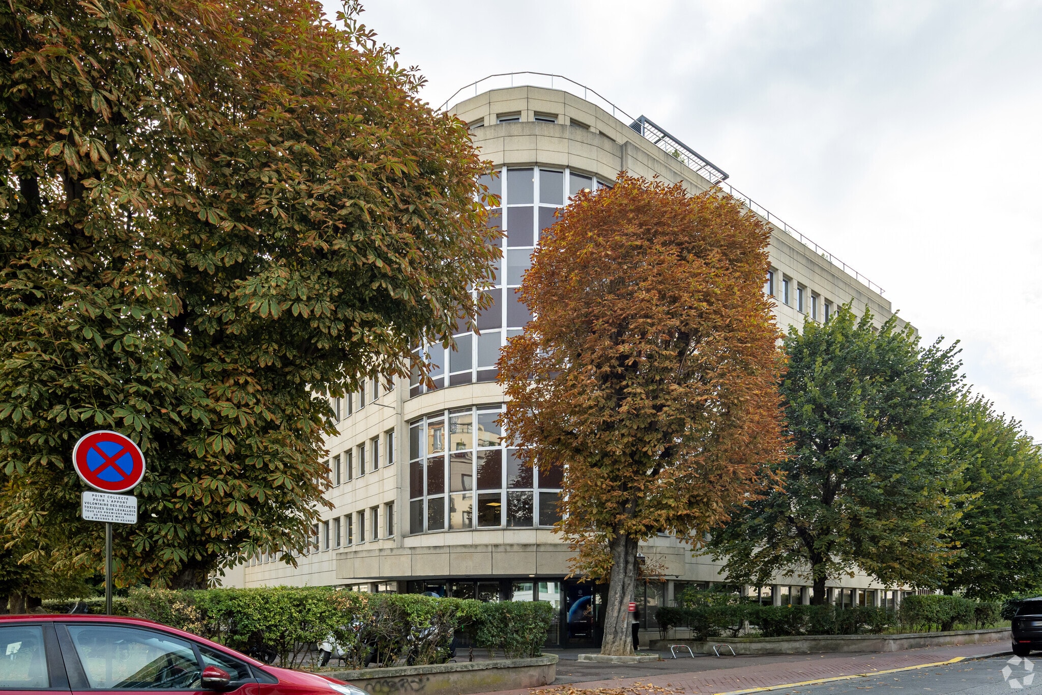 114 Rue Chaptal, Levallois-Perret à louer Photo principale– Image 1 sur 7