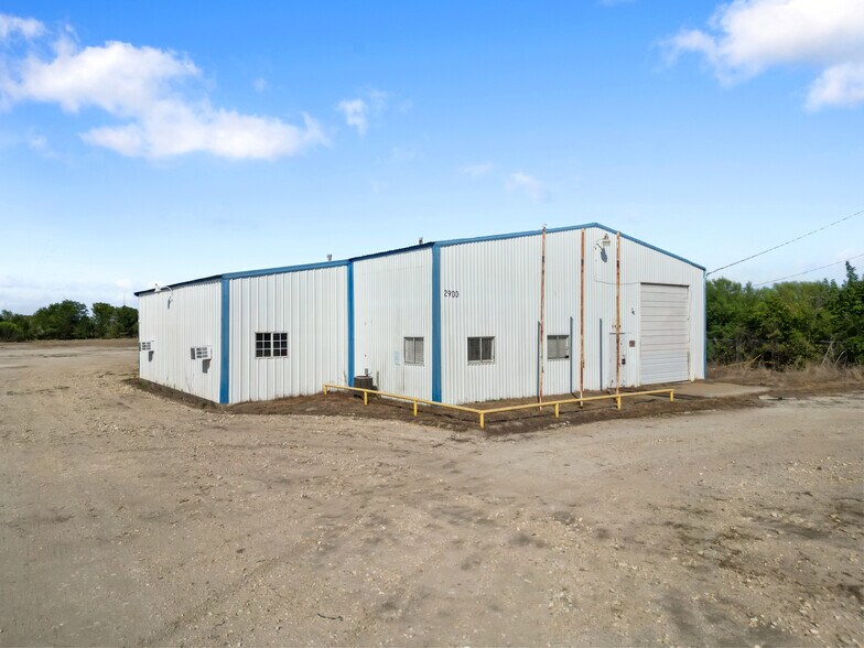 2900 Clarks Ln, Bryan, TX à vendre - Photo de l’immeuble – Image 2 sur 13