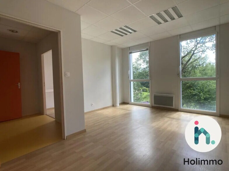 Bureau dans Vannes à louer - Photo de l’immeuble – Image 3 sur 7