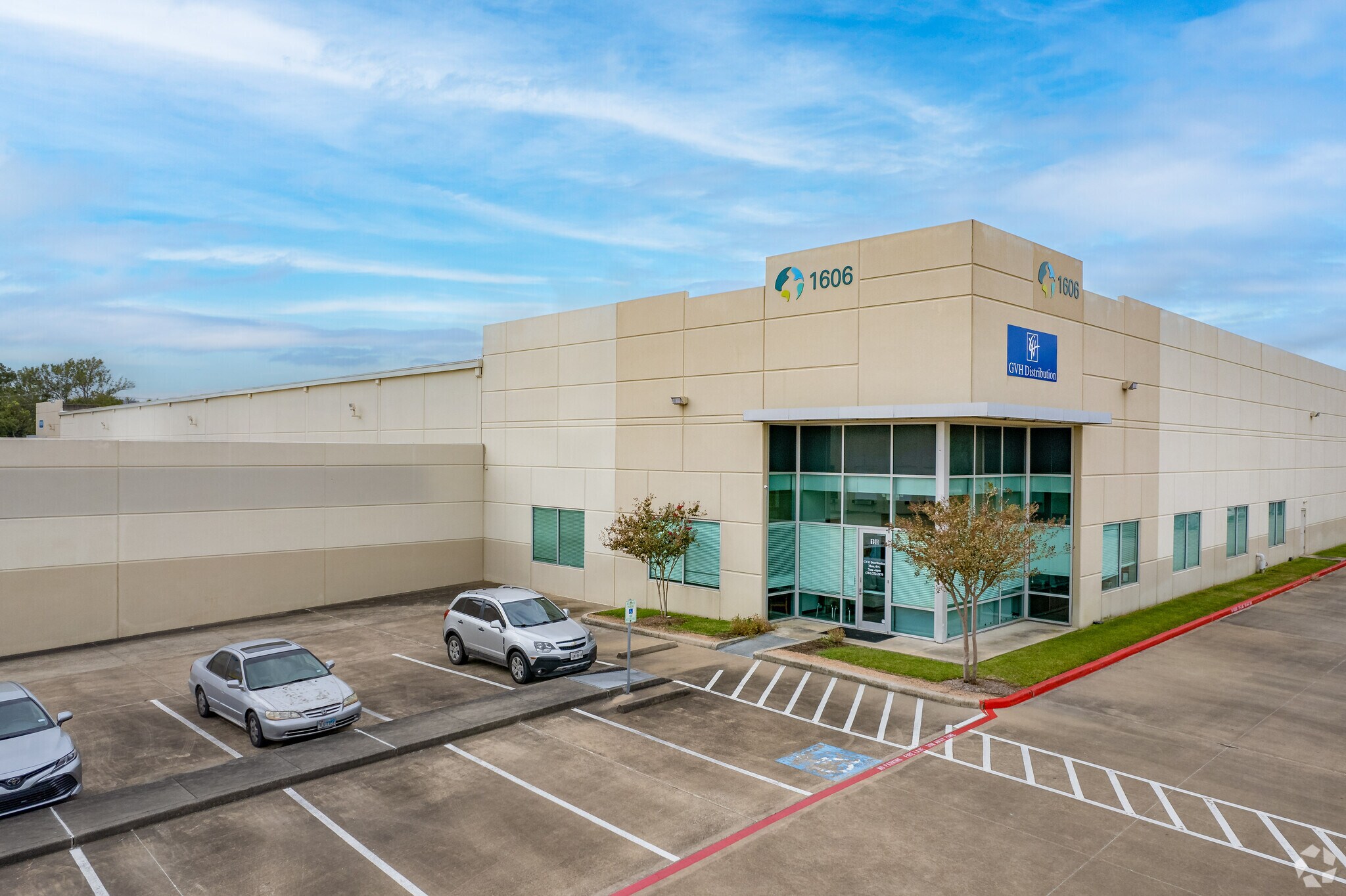 1606 Greens Rd, Houston, TX à louer Photo principale– Image 1 sur 12