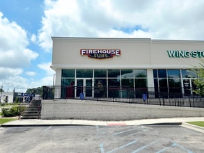 1935 E Victory Dr, Savannah, GA à louer Photo intérieure– Image 2 sur 3