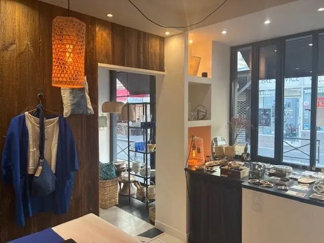 Local commercial dans Paris à louer - Photo intérieure – Image 3 sur 4