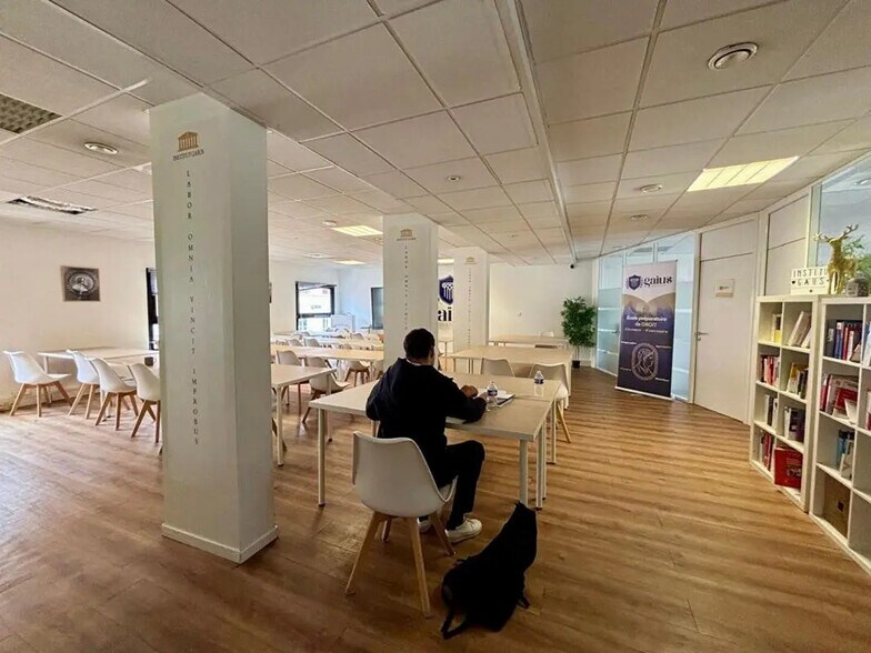 Bureau dans Lyon à vendre - Photo de l’immeuble – Image 3 sur 5