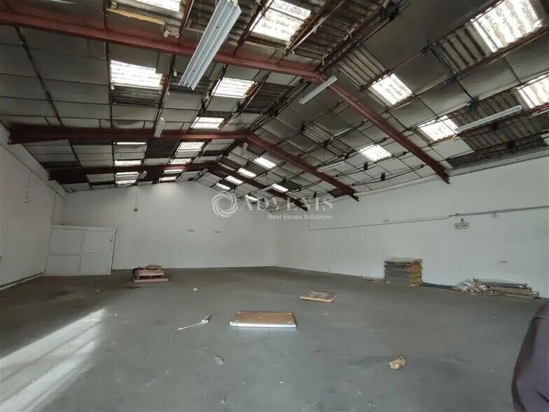 Industriel/Logistique dans Pézenas à louer - Photo intérieure – Image 3 sur 3