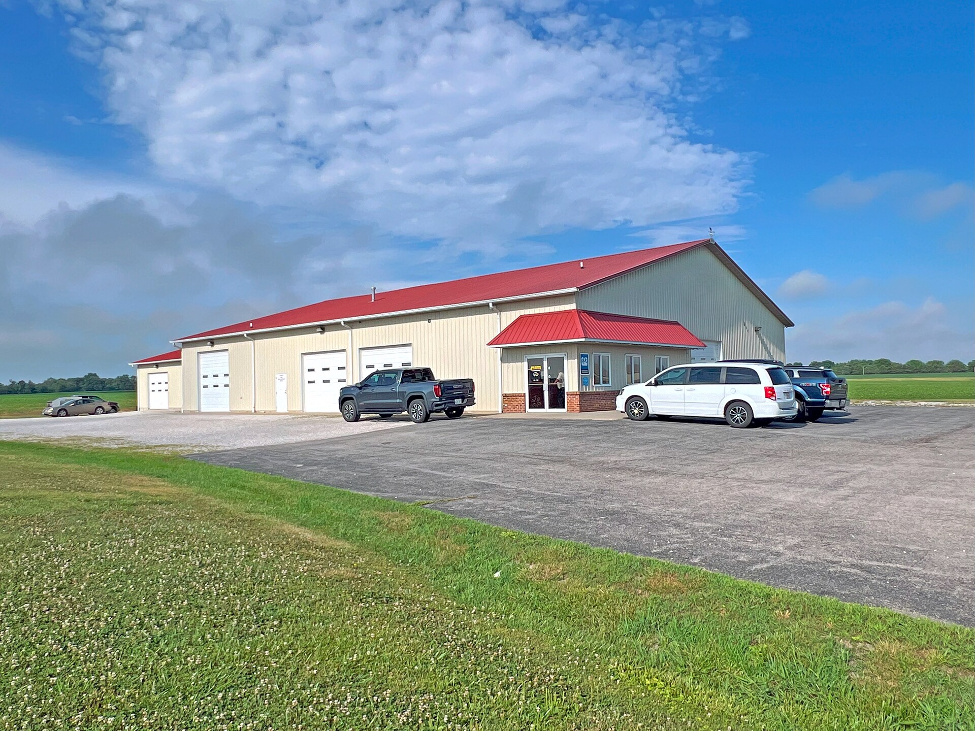 1360 W Market St, Red Bud, IL à vendre Photo principale– Image 1 sur 15