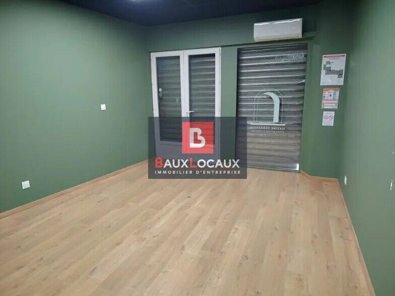 Bureau dans Salon-de-Provence à louer - Photo intérieure – Image 3 sur 5