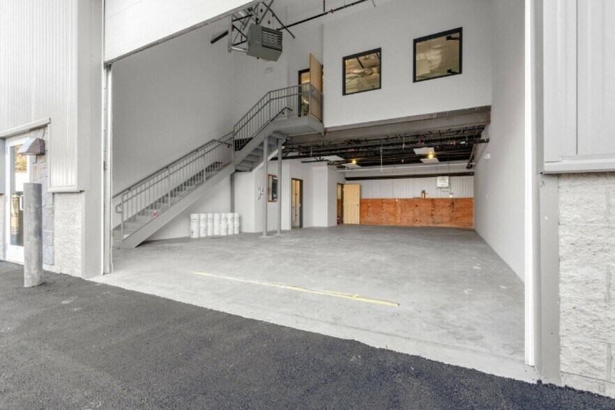 30 Riverdale Ave, Newton, MA à vendre - Photo intérieure – Image 3 sur 5