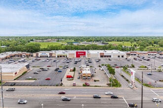 174 W Roosevelt Rd, Villa Park, IL - Vue aérienne  vue de carte - Image1