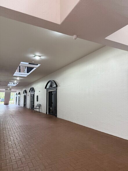 9200 Bonita Beach Rd, Bonita Springs, FL à louer - Photo de l’immeuble – Image 2 sur 45